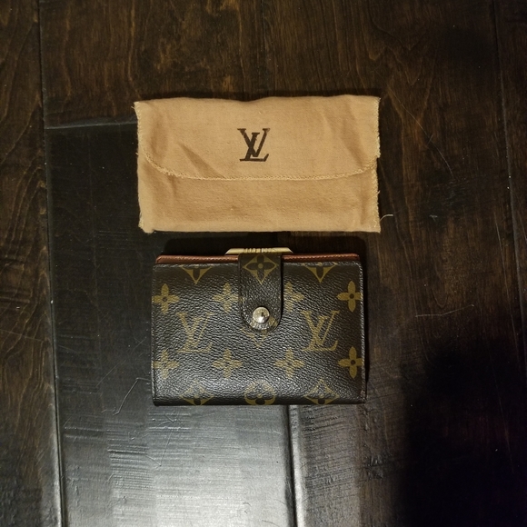 Louis Vuitton Handbags - Louis Vuitton Monogram French coin purse Wallet